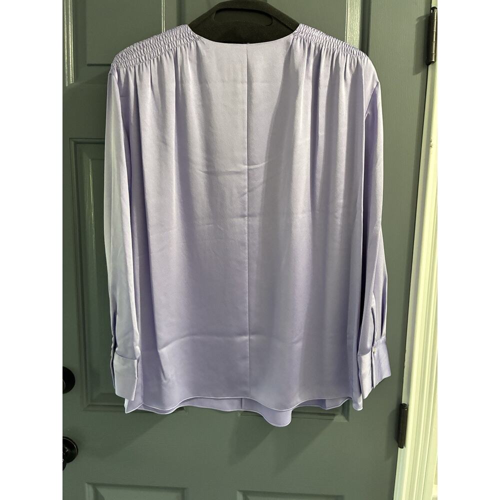 NWT Vince Smocked Shoulder Long Sleeve Satin Blouse Lavender Women’s 2X $345 - Picture 5 of 6